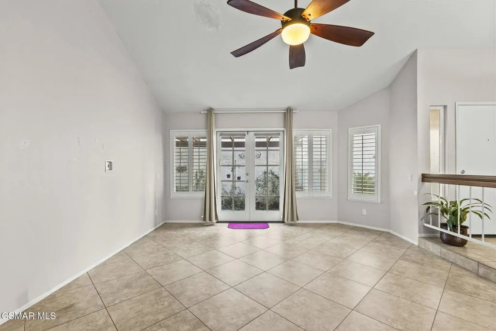 2508 Glenhurst Court, Simi Valley, California 93063 home-pic-7