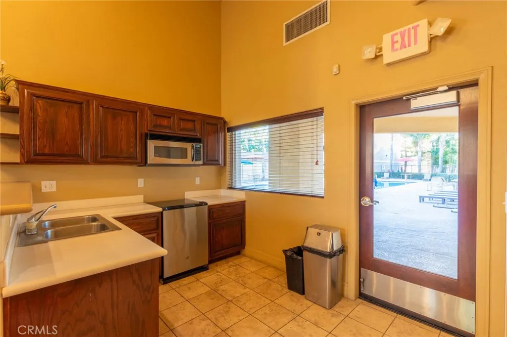 41410 Juniper Street 121, Murrieta, California 92562 home-pic-40