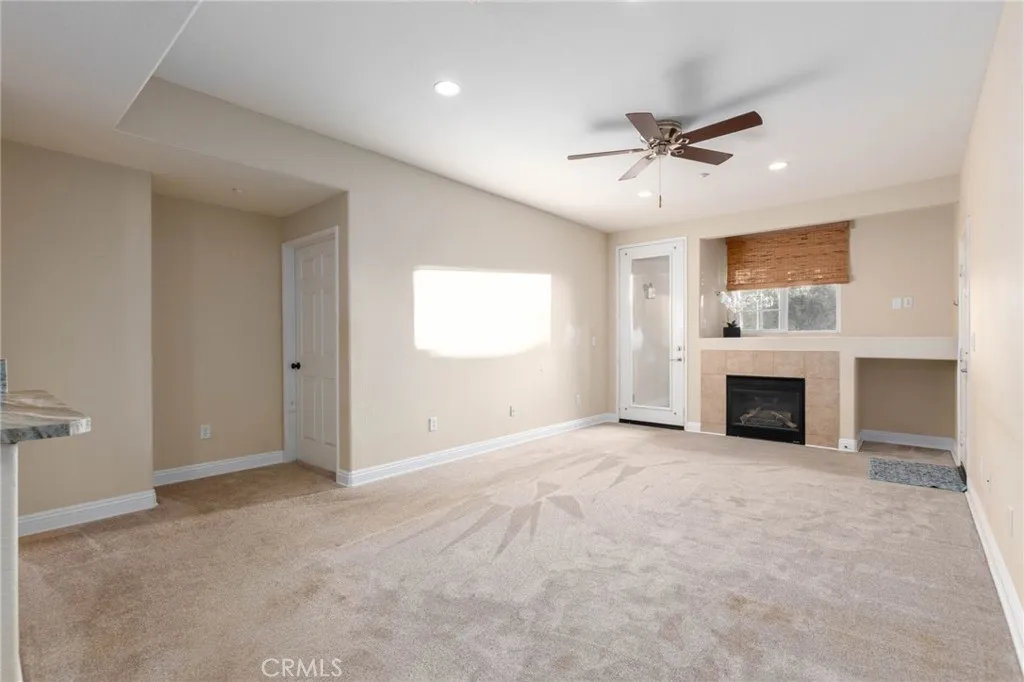 41410 Juniper Street 121, Murrieta, California 92562 home-pic-3