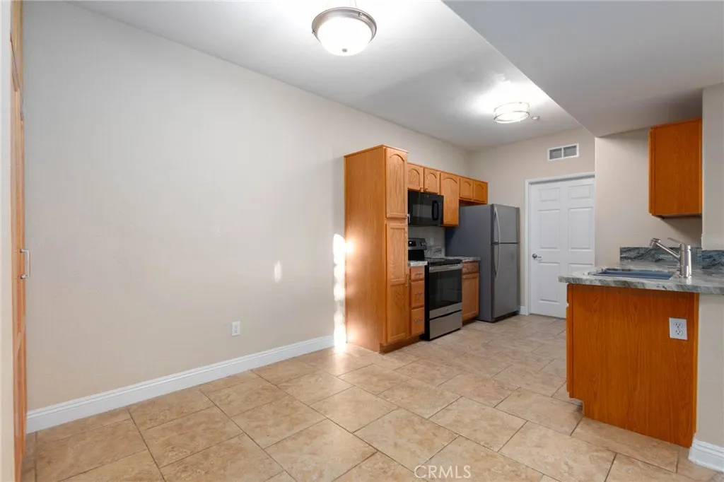 41410 Juniper Street 121, Murrieta, California 92562 home-pic-8