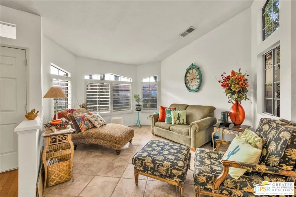 42644 Devonshire Street, Palm Desert, California 92211 home-pic-24