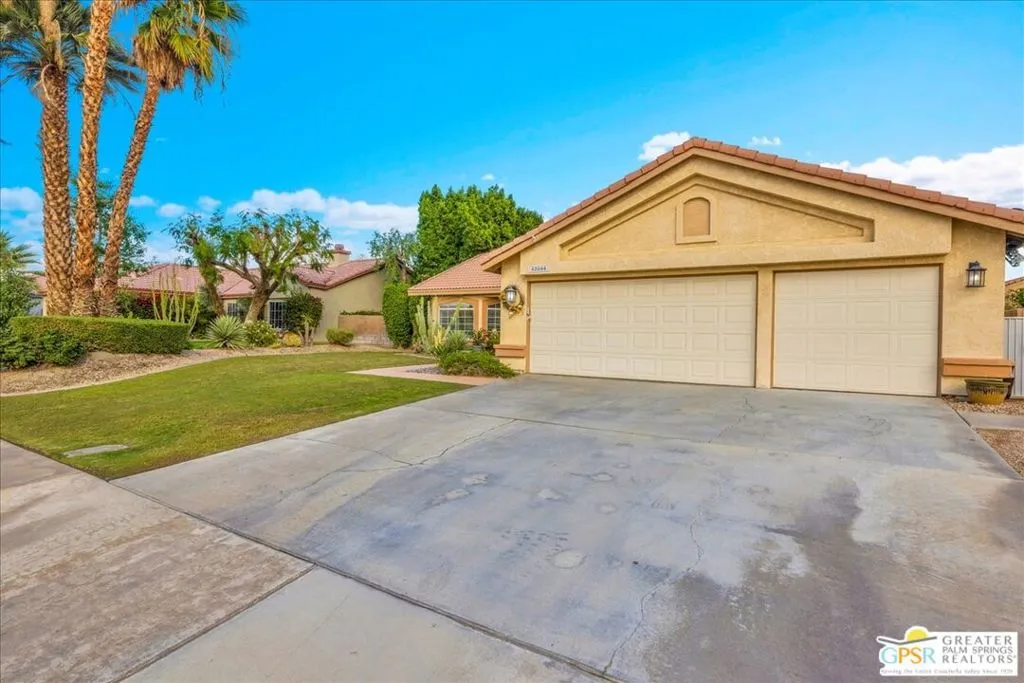 42644 Devonshire Street, Palm Desert, California 92211 home-pic-3