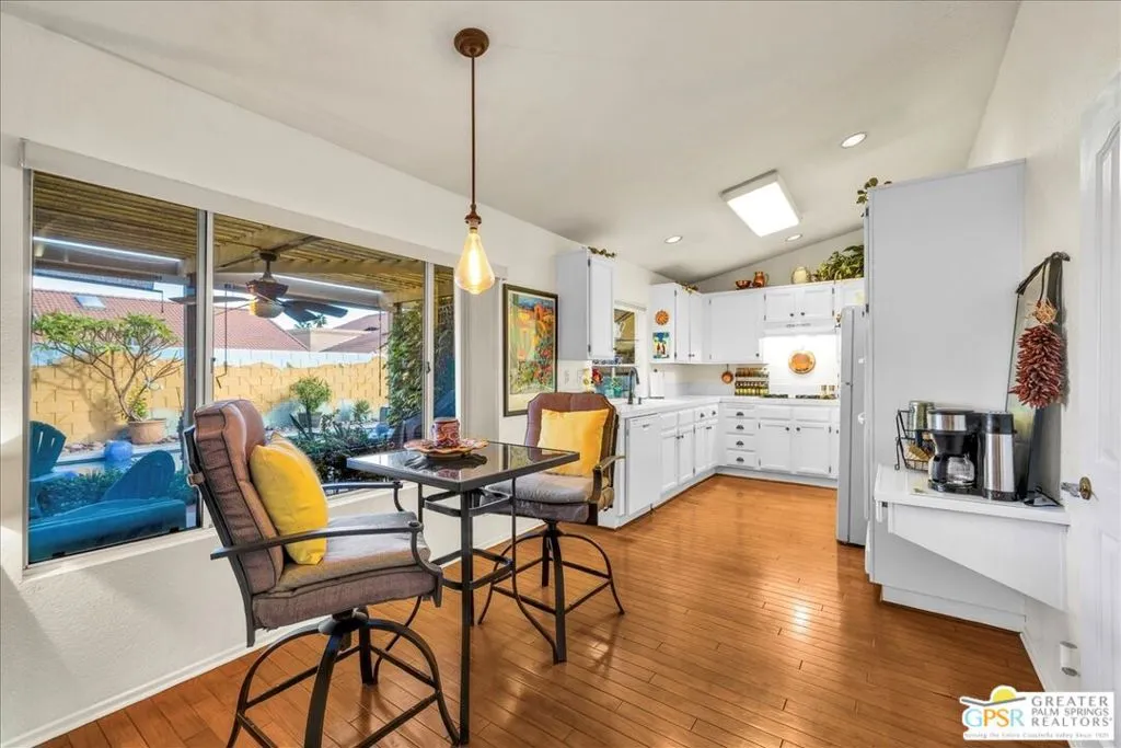 42644 Devonshire Street, Palm Desert, California 92211 home-pic-32
