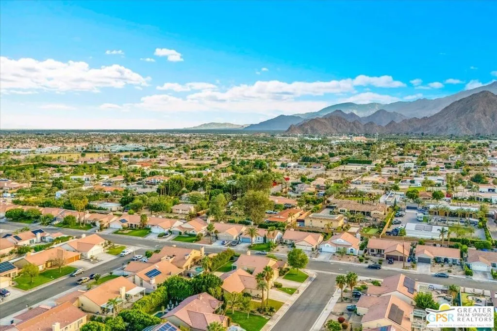 42644 Devonshire Street, Palm Desert, California 92211 home-pic-19
