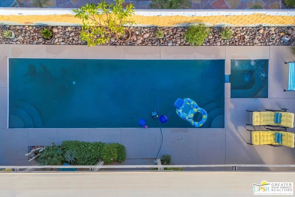 42644 Devonshire Street, Palm Desert, California 92211 home-pic-5