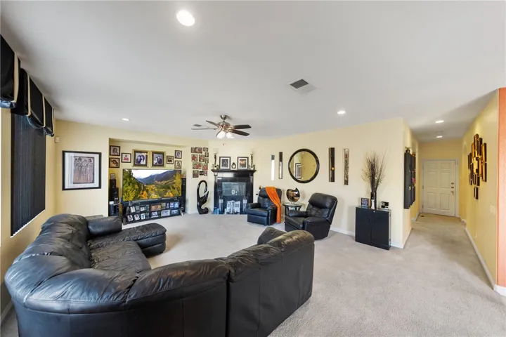 6920 Channel Court, Eastvale, California 91752