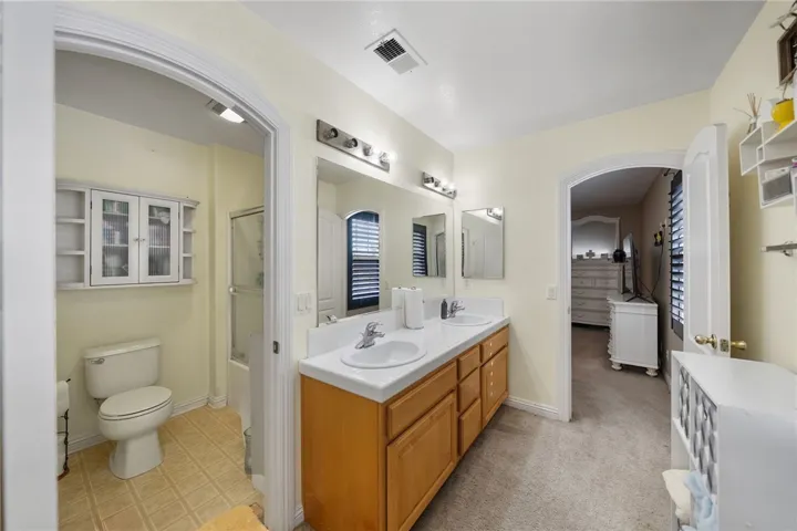 6920 Channel Court, Eastvale, California 91752