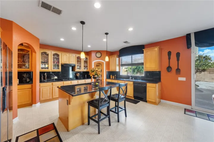 6920 Channel Court, Eastvale, California 91752