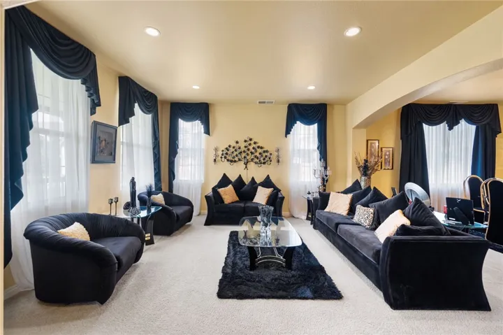 6920 Channel Court, Eastvale, California 91752