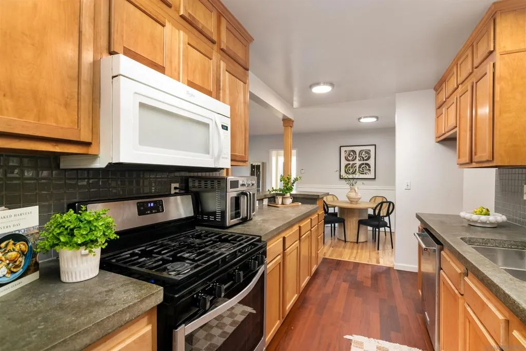 3708 Fairway Dr, La Mesa, California 91941 home-pic-13