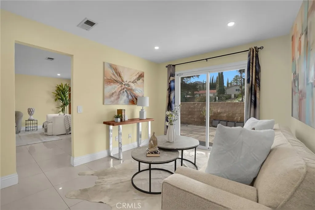 2101 Dublin Lane 2, Diamond Bar, California 91765 home-pic-3