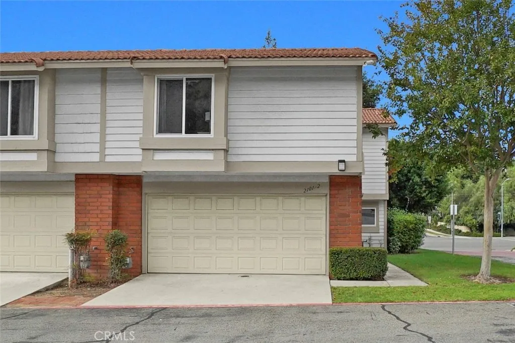 2101 Dublin Lane 2, Diamond Bar, California 91765 home-pic-0
