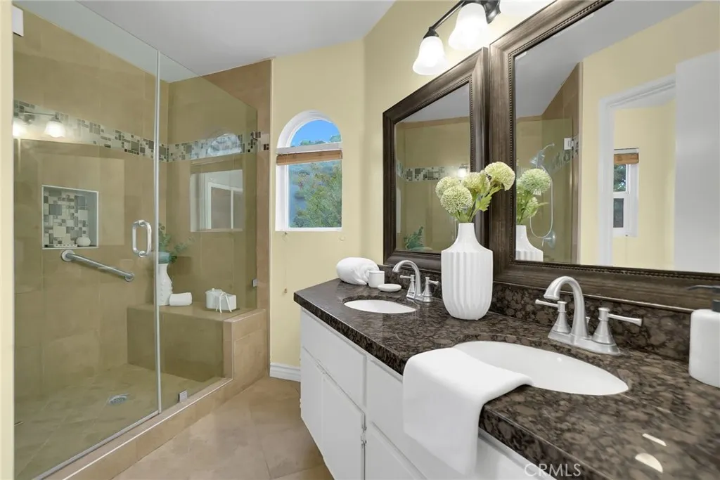 2101 Dublin Lane 2, Diamond Bar, California 91765 home-pic-10