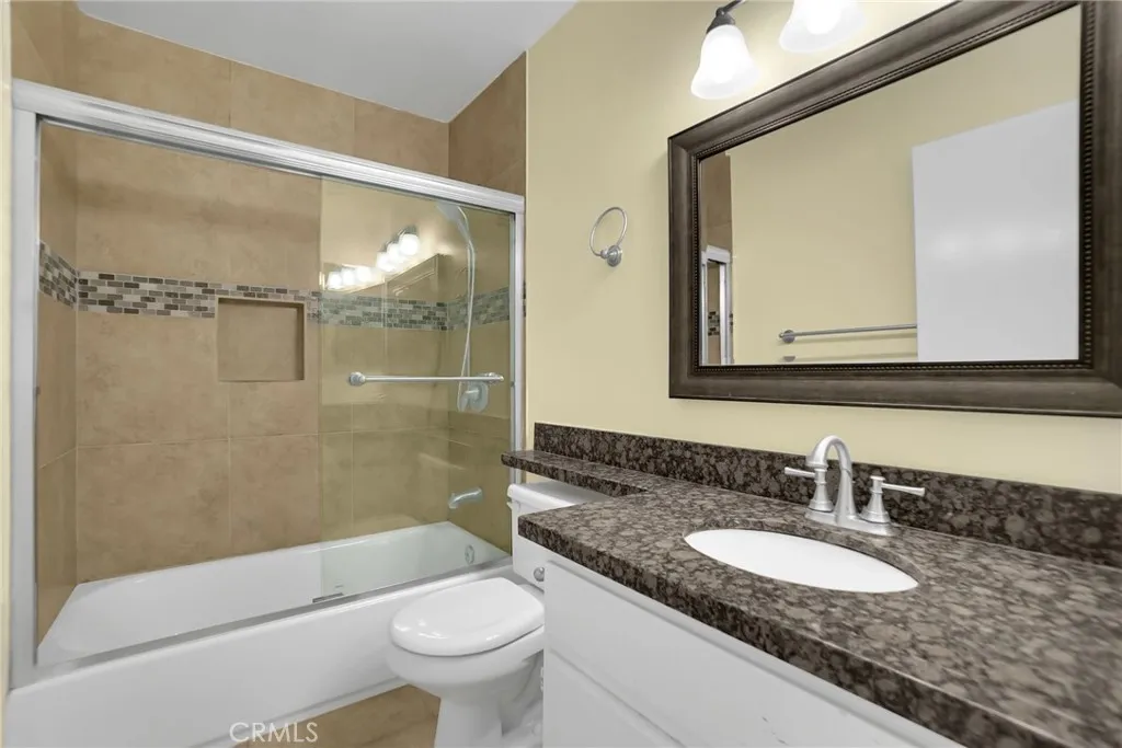 2101 Dublin Lane 2, Diamond Bar, California 91765 home-pic-14