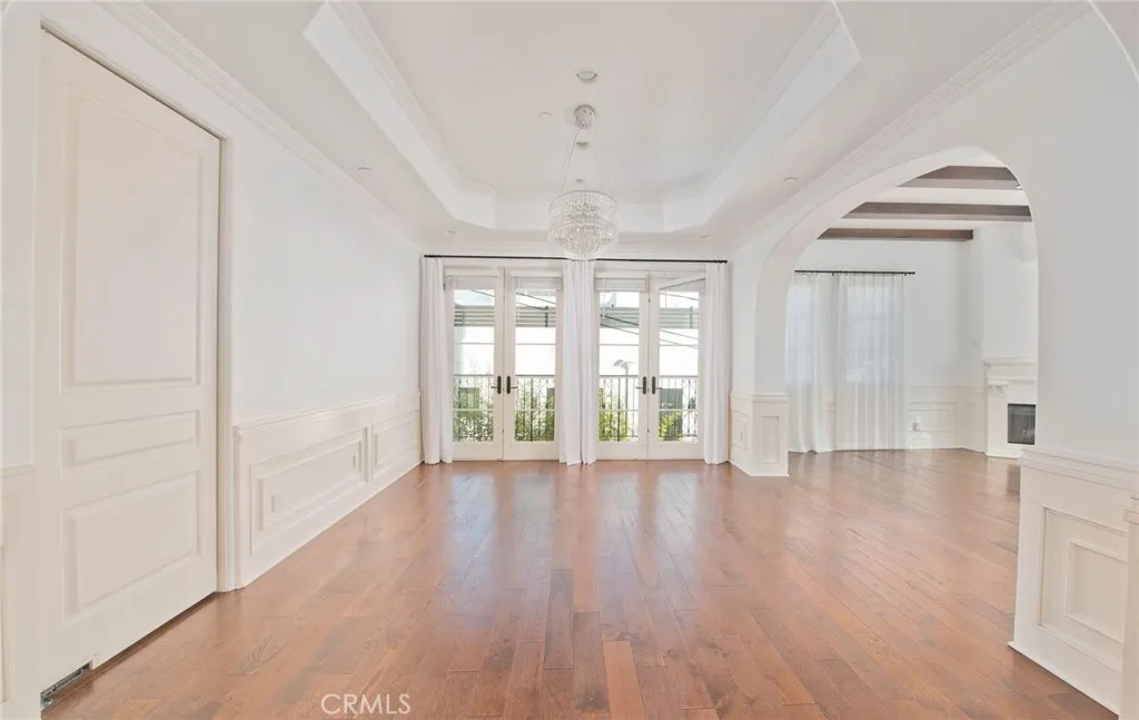 558 Hillgreen Drive 207, Beverly Hills, California 90212 home-pic-42