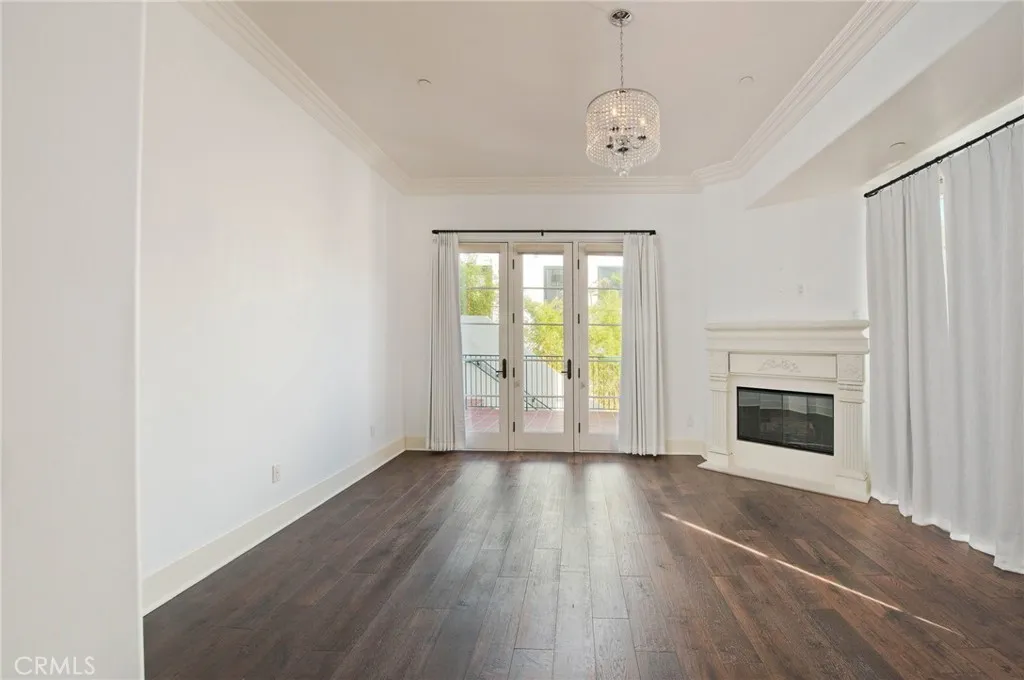 558 Hillgreen Drive 207, Beverly Hills, California 90212 home-pic-23