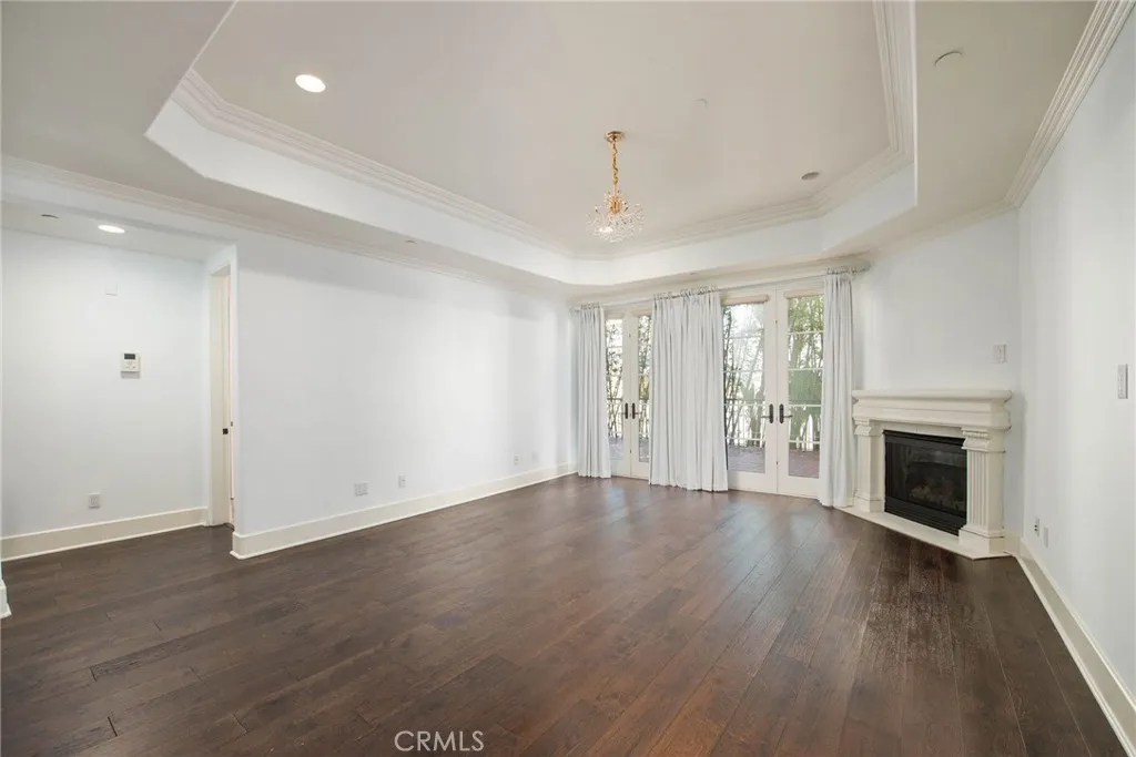 558 Hillgreen Drive 207, Beverly Hills, California 90212 home-pic-36