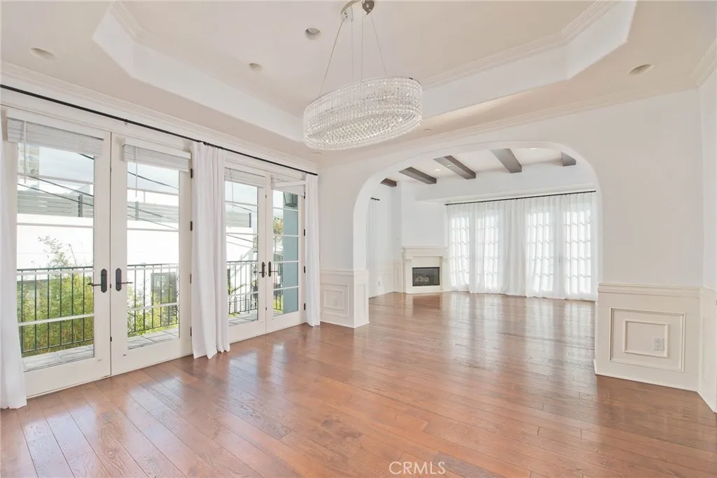 558 Hillgreen Drive 207, Beverly Hills, California 90212 home-pic-43