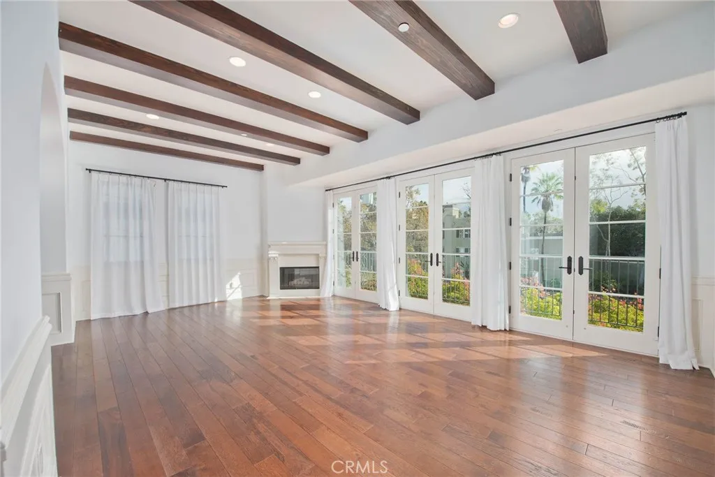 558 Hillgreen Drive 207, Beverly Hills, California 90212 home-pic-38