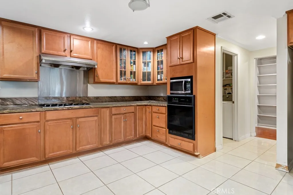 2180 Abajo Drive, Monterey Park, California 91754 home-pic-11