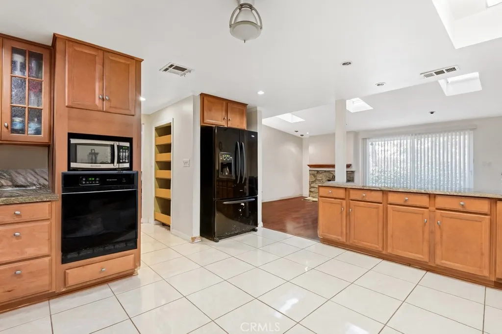 2180 Abajo Drive, Monterey Park, California 91754 home-pic-12