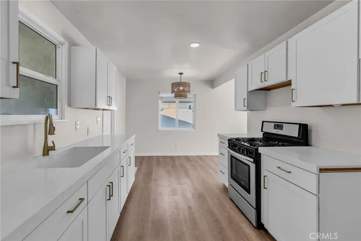 7303 Gatewood, San Diego, California 92114
