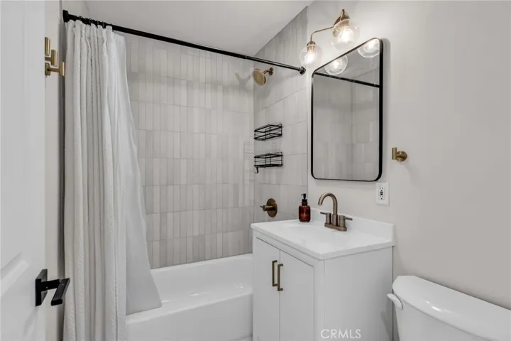 7303 Gatewood, San Diego, California 92114