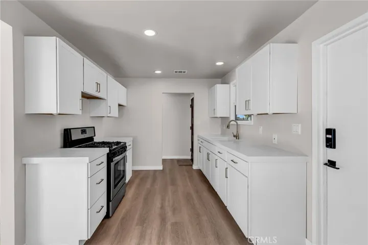 7303 Gatewood, San Diego, California 92114