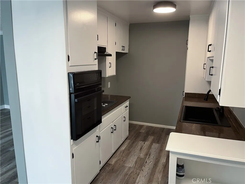 801 E 1st Street 9, Long Beach, California 90802 home-pic-3
