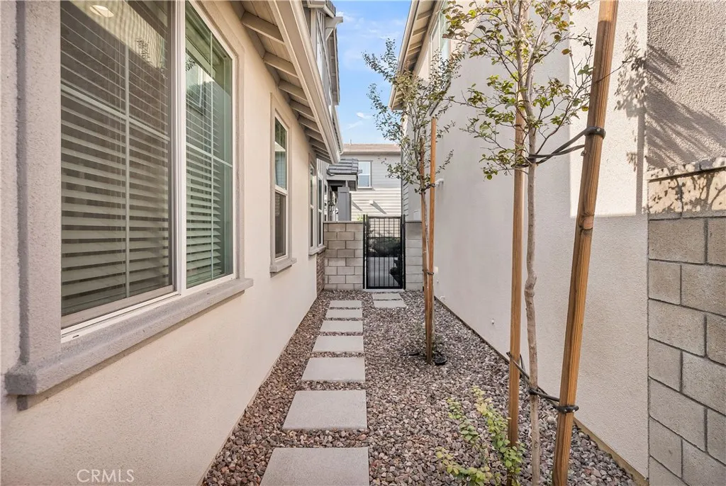 6589 Grotto Lane 3, Fontana, California 92336 home-pic-28