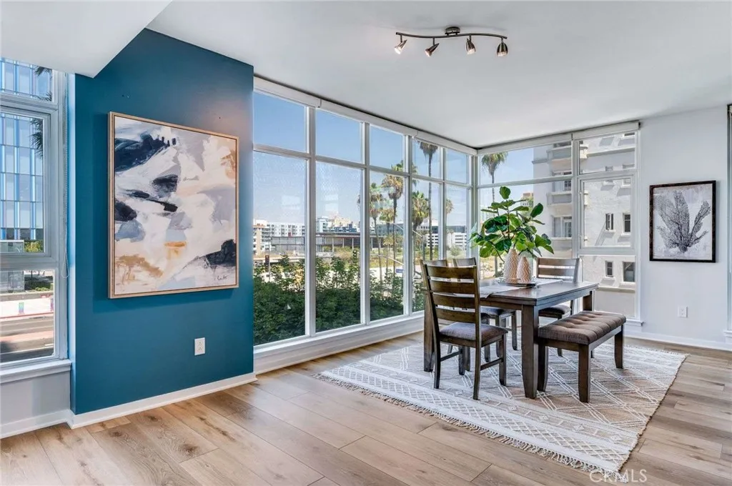 400 W Ocean Boulevard 206, Long Beach, California 90802 home-pic-15