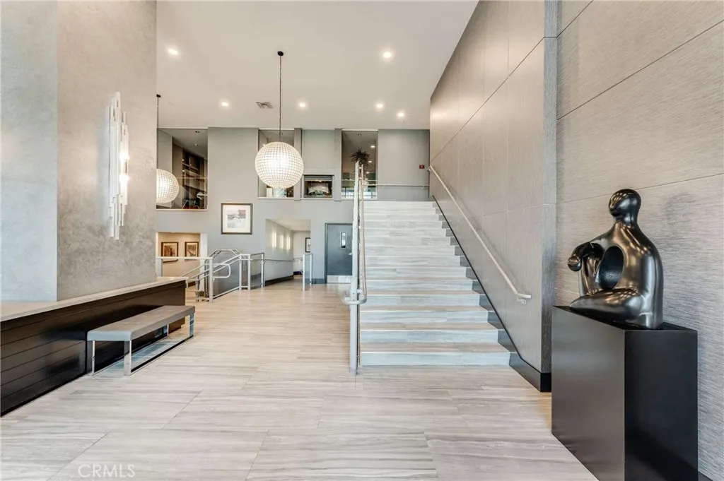 400 W Ocean Boulevard 206, Long Beach, California 90802 home-pic-4