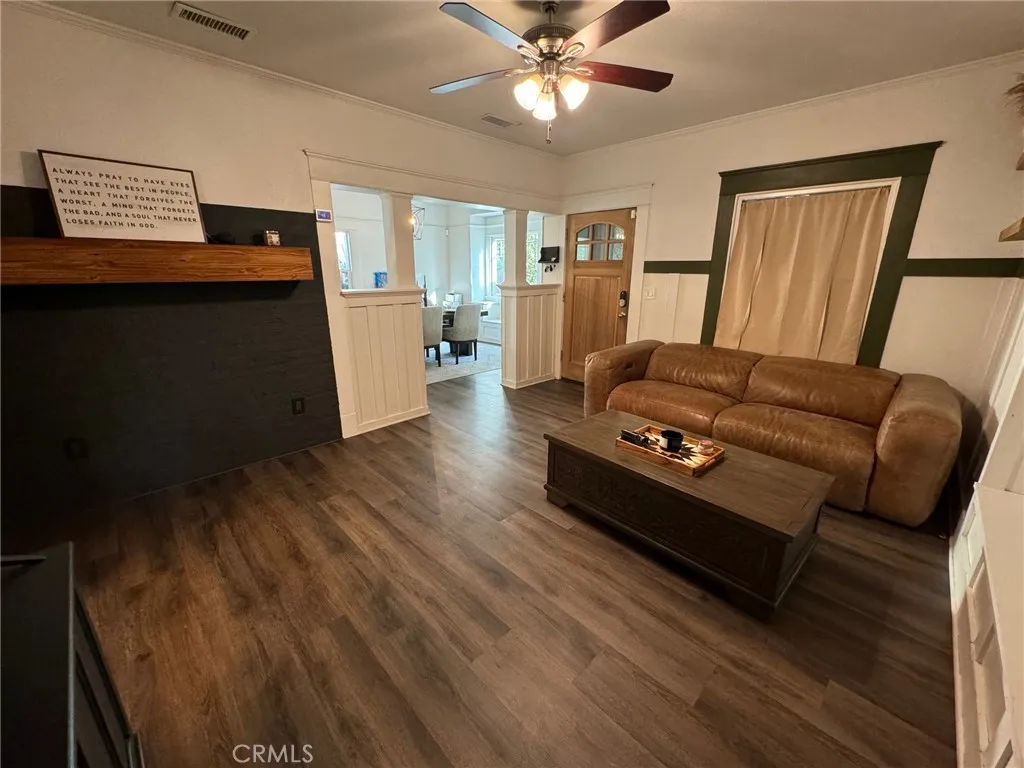 1355 N Gordon Street, Pomona, California 91768 home-pic-19