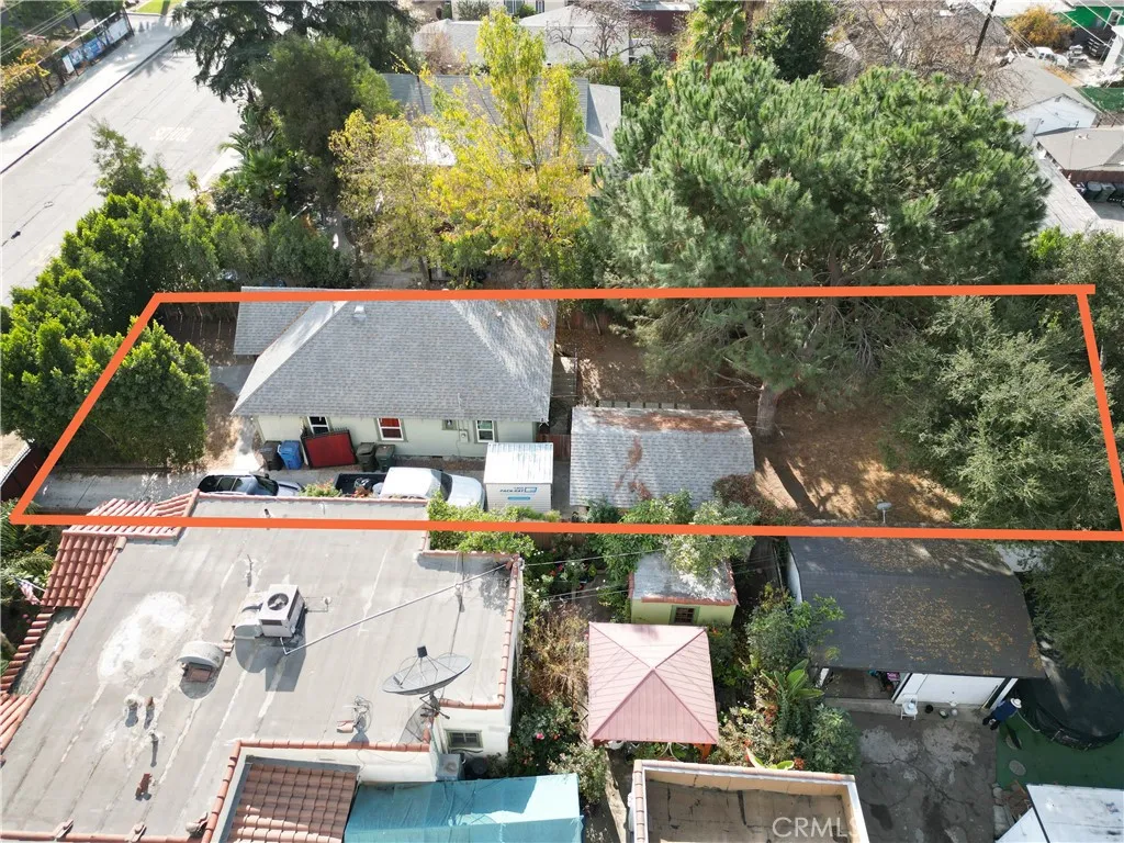 1355 N Gordon Street, Pomona, California 91768 home-pic-52