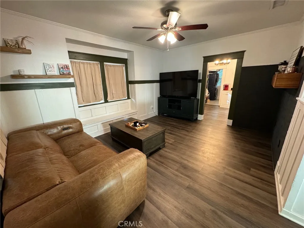 1355 N Gordon Street, Pomona, California 91768 home-pic-17