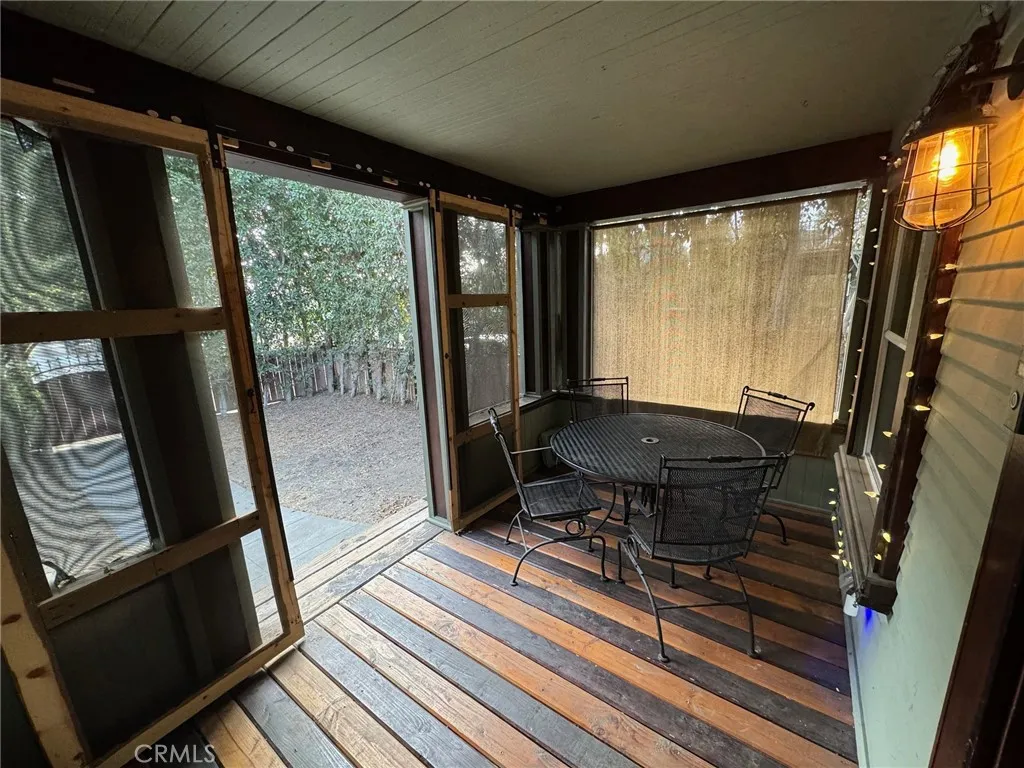 1355 N Gordon Street, Pomona, California 91768 home-pic-12