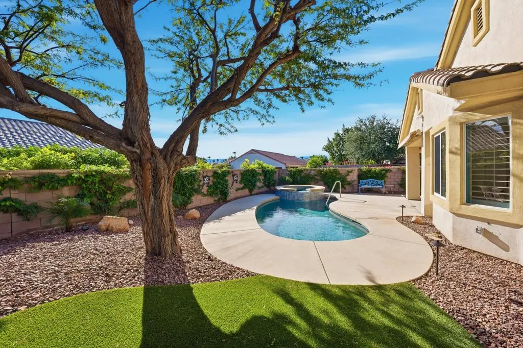 78301 Bovee Circle, Palm Desert, California 92211 home-pic-0