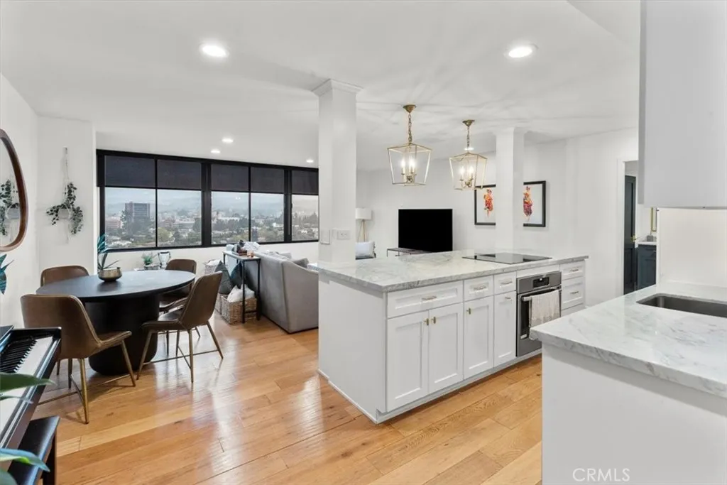 10501 Wilshire, Los Angeles, California 90024 home-pic-3