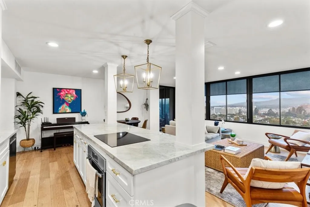 10501 Wilshire, Los Angeles, California 90024 home-pic-8