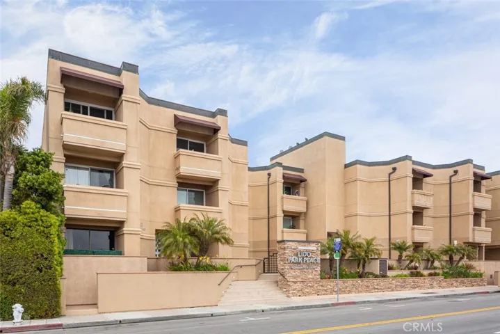 621 Lido Park B1, Newport Beach, California 92663