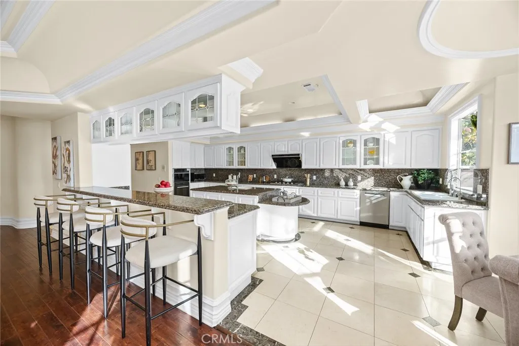 628 W Palm, Arcadia, California 91007 home-pic-16