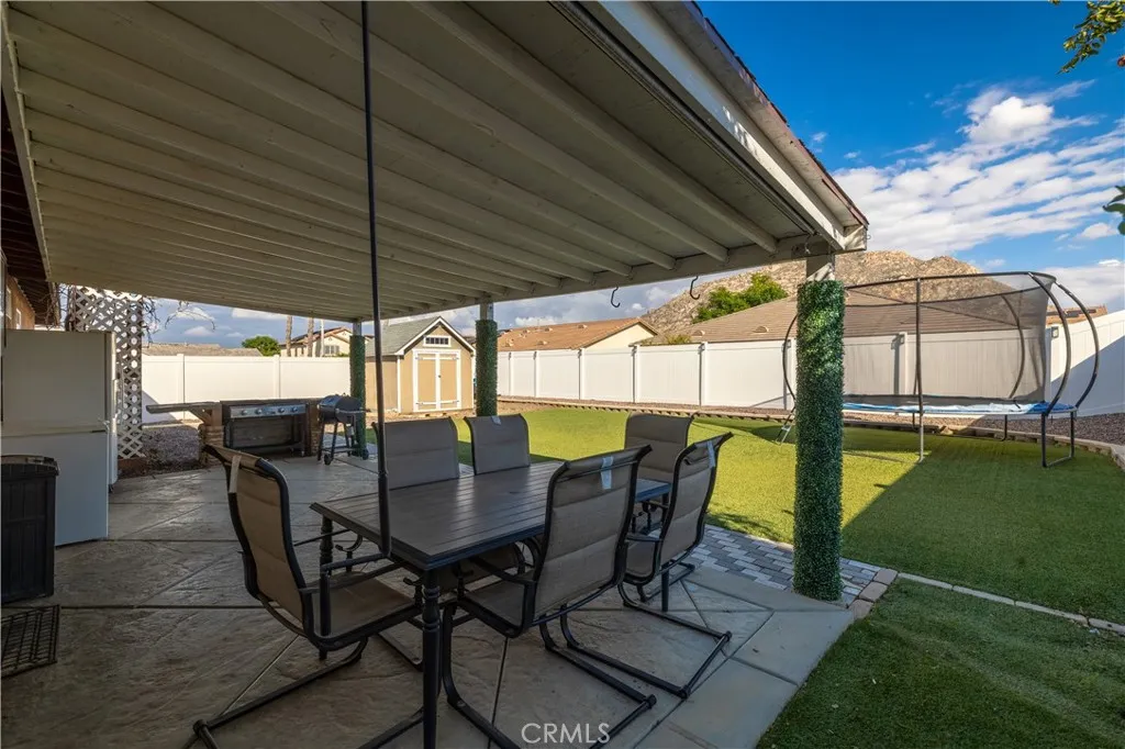 3079 Avalon, Perris, California 92571 home-pic-17