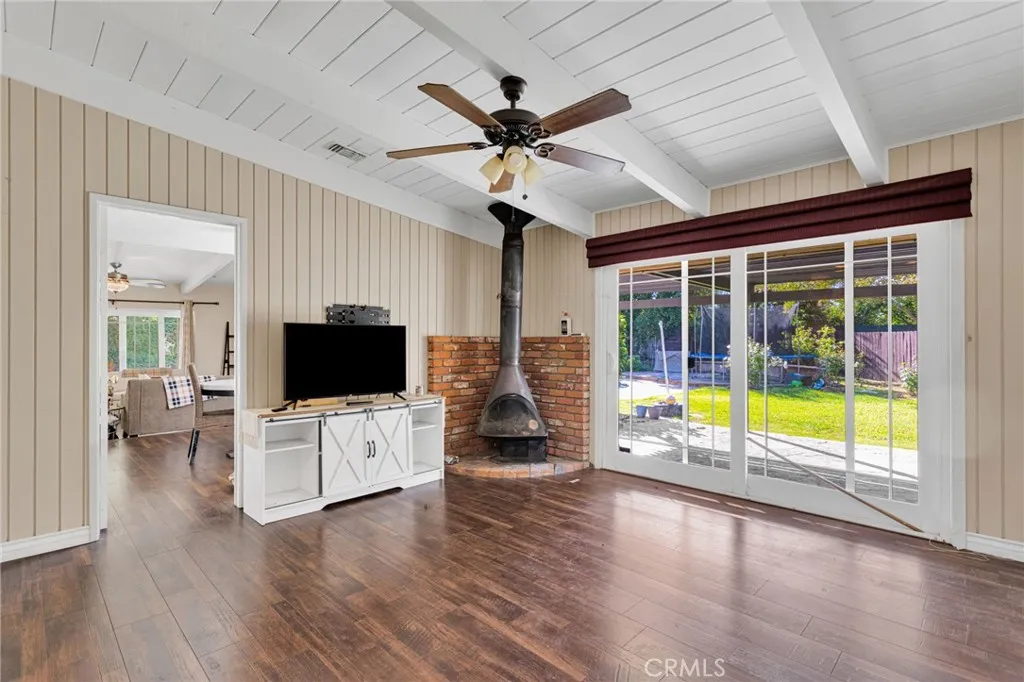 6109 Enfield, Riverside, California 92506 home-pic-17