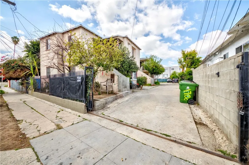1709 Sichel Street, Los Angeles, California 90031 home-pic-3