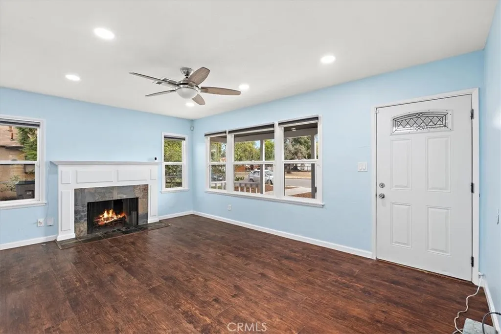 4485 Dwight Avenue, Riverside, California 92507 home-pic-2