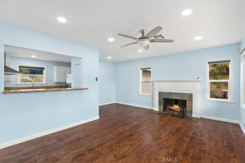 4485 Dwight Avenue, Riverside, California 92507 home-pic-1