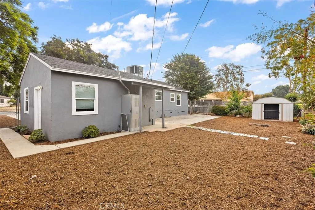 4485 Dwight Avenue, Riverside, California 92507 home-pic-18