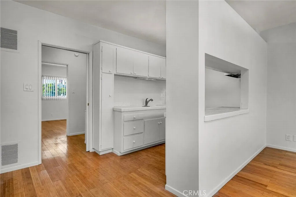 1255 N Harper 23, West Hollywood, California 90046 home-pic-7