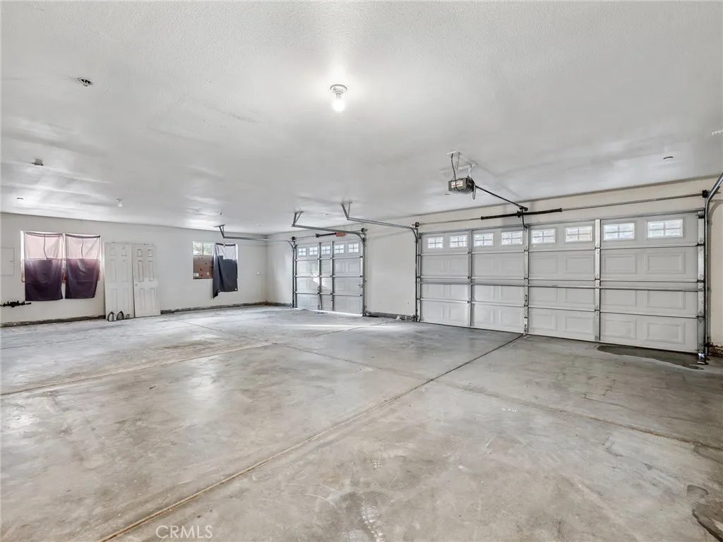 8135 Winmar, Hesperia, California 92344 home-pic-29