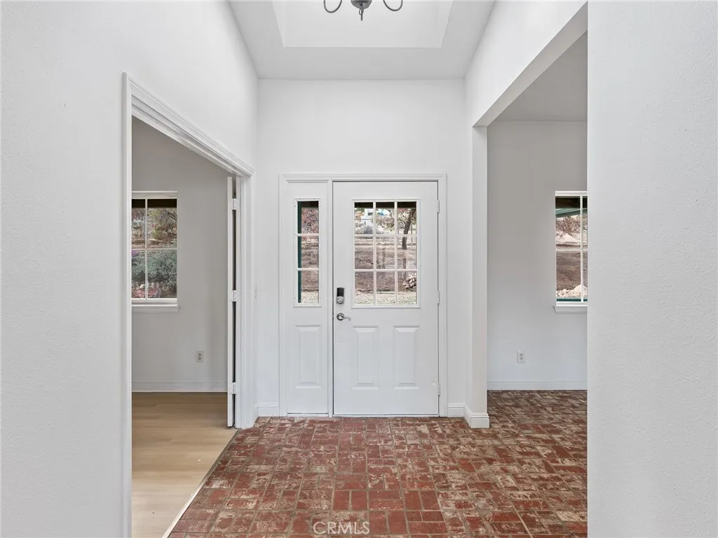 8135 Winmar, Hesperia, California 92344 home-pic-7